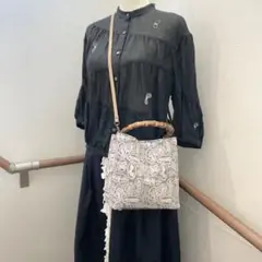⚮̈ミナペルホネン　jungle relief バンブーバッグ　ワンハンドルバッグ