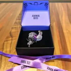 【箱つき】ANNA SUI 鶏のブローチ