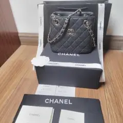 CHANEL ブラック キルティング ショルダーバッグ