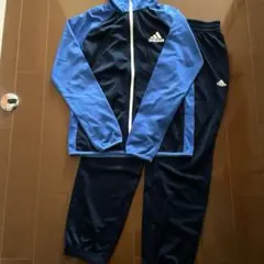 adidas トレーニングウェア上下 青　150 ジャージ　ジップアップ