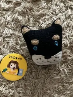 ブローチ　kyoron 三戸なつめ　犬　ミナホルポネン　ハンドメイド