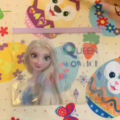 ディズニー　アナ雪 エルサ クリアポーチ