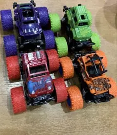 【★最終価格★】★ 車　玩具　おもちゃ　4点★