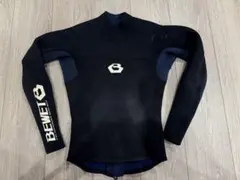 BEWET ブラック ネイビー　長袖タッパー 背面ジッパー
