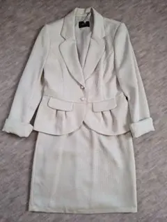 ドレスキップ フォーマルスーツ 入学式 ベージュ クリーム色