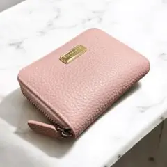 【新品、ほぼ未使用】二つ折り財布 コーラルピンク