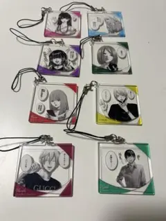 アクリルキーホルダー 8個セット