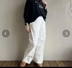 ロールアップホワイトデニムパンツ　ザンパ
