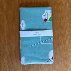 水色 アイスクリーム