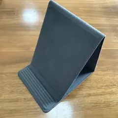 無印良品 折り畳めるスマホスタンド ダークグレー