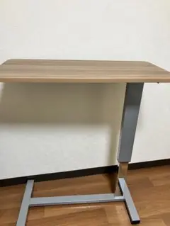 昇降式テーブル