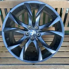 19インチ 多スポークデザイン ホイール　プジョーRCZ 8,5J プジョーRCZ 19インチ多スポークデザインホイール8.5J 5穴 1本