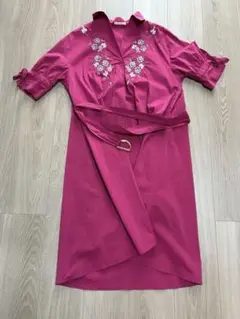 値下げ！！Rose Tiara 刺繍入りピンク半袖ワンピース　M