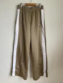 【再値下げ】NIKE strength fitパンツ ベージュ