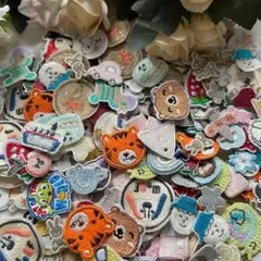 ワッペン　キャラクター　手芸　縫い付け　デコパーツ　パッチ　新品