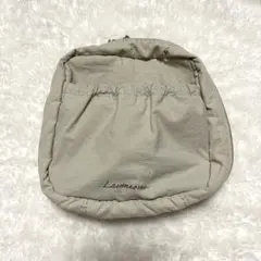 ポーチ ベージュ