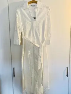 ZARA新品タグ付きザラ刺繍入りエンブロイダリーホワイトシャツワンピース
