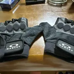 OAKLEY トレーニンググローブ ブラック