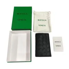 未使用品 ボッテガヴェネタ イントレチャート パスポートケース 二つ折り パスポートケース BOTTEGA VENETA(ボッテガヴェネタ) - 海外通販