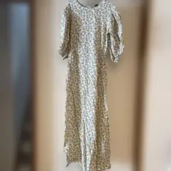 ◉ZARA フラワープリント ワンピース XS