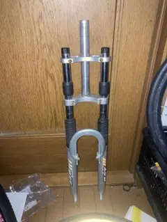 RST281 赤サスペンションフォーク RST281 赤サスペンションフォーク