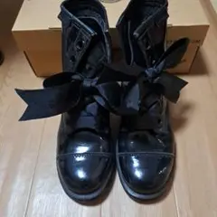 Dr. Martens 黒 パテント UK5ブーツ