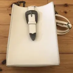 ホワイト ショルダーバッグ 合成皮革