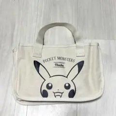 ポケモン　ピカチュウ　バック