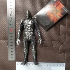 Ｘ星人、厶ービーモンスターシリーズ、2005
