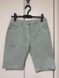 and per se レディース ゴルフ ハーフパンツ 緑と白ストライプ