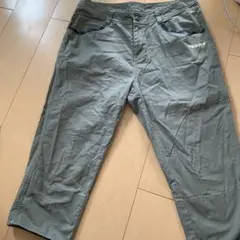 アジダスパンツ