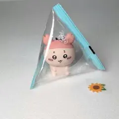 ちいかわ　古本屋　インテリアミニフィギュア