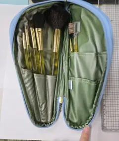 AZARE メイクブラシセット 青