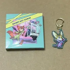 【メルカリ便】ズートピア　フィニック　シークレットキーチェーン　アクキー　①