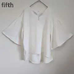 fifth フレアスリーブ パール カットソー スキッパーシャツ