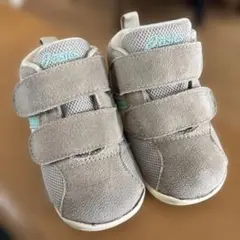 Item thumbnail for item 115c299f-e642-46eb-bf89-ceb66e444f24