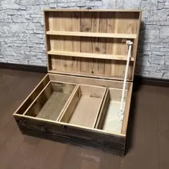イベント什器　トランク型　アクセサリー収納　マルシェ用　焼杉　什器　飾り棚