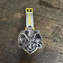ジュラシックワールド ウォッチコレクション トリケラトプス ガチャガチャ