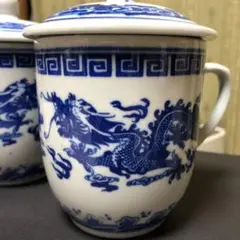 中国古美術 中国古陶磁器 中華民国期頃 景徳鎮製 青華辰砂 波文様双五爪の龍図