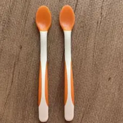 リッチェル　温度で色が変わるスプーン