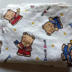 クリーム色でタオル地のかわいい柄