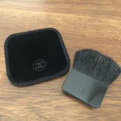シャネルCHANEL メイクブラシ・ケース付き