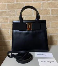 サルヴァトーレ フェラガモ ゴールド 金具 刻印 セレブ 高級 ヴィンテージ