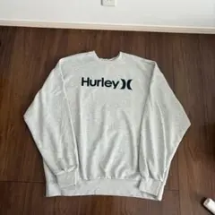 Hurley グレー ロゴ入り トレーナー