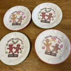 セサミストリート　お皿4枚セット新品