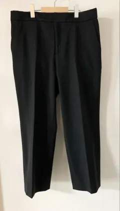 新品タグ付き！　23区　パンツ　ブラック