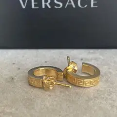 ☆新品☆ ヴェルサーチ ピアス ゴールド