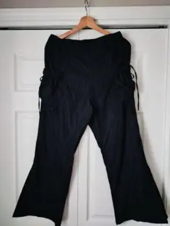 クレット　ブラックフレアパンツ サイドポケット付き