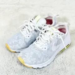 【NIKE】AIR MAX MOTION LW ENG 白 902853-100