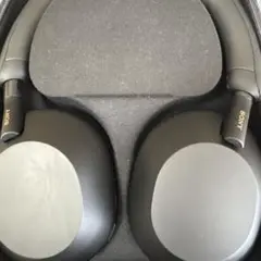 Item thumbnail for item 439eb040-8e52-46e2-80f0-87cbc1a8f69c